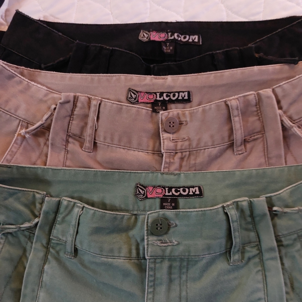 Volcom Bundle 3 Pairs Y2k Longer Shorts - image 3